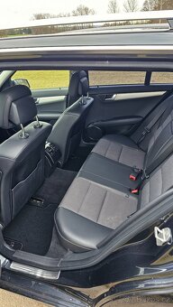 Mercedes C200 1.8 CGI Benzín - 8