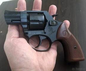 Plynový revolver Rohm RG59 Le Petit kategorie D - 8
