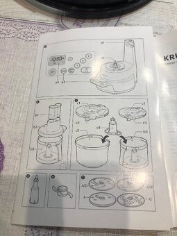 Kuchyňský obot Krups  KA 801 - 8
