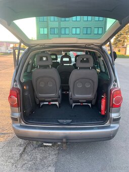 VW Sharan 1.9Tdi ASZ 7.míst 2005 - 8