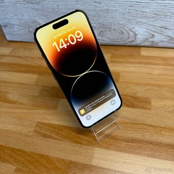 iPhone 14 Pro 256GB, gold (12 měsíců záruka) - 8