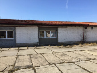 Pronájem skladovacího prostoru 175 m2, ulice Kamýcká, Praha - 8