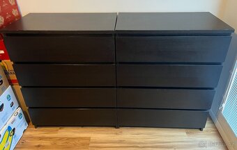 Komoda IKEA MALM se 4 zásuvkami. - 8