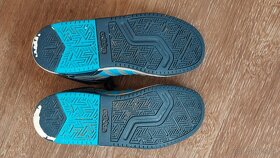Kotníkové boty Adidas - 8