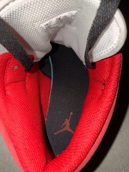 Jordan Mid Gym Red - 8