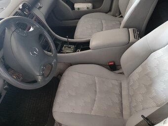 Mercedes W203 C 220 cdi - 8