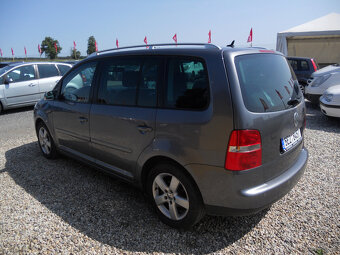 Volkswagen Touran 2.0 TDi 103Kw - 8