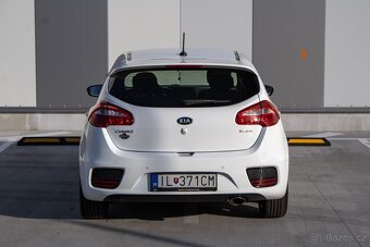 Kia Ceed 1.4 MPI, 74kW, Platinum, Uefa Edition 2016 - 8
