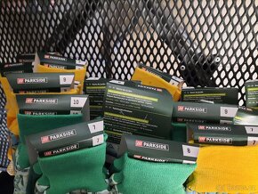 Kolíčky na prádlo 20 ks 50  kč nové,dřevěné kolíčky 100 ks - 8