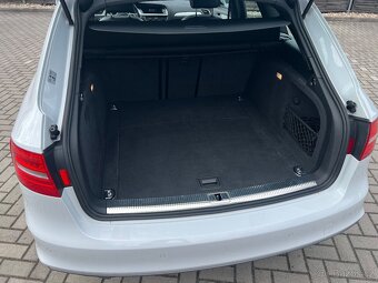 Audi A4 Avant 3.0TDI QUATTRO S-Line NAVI ALCANTARA TAŽNÉ - 8