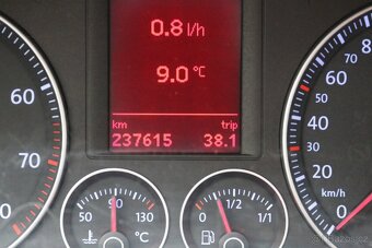 Volkswagen Golf 1.6 FSI Sportline - 8