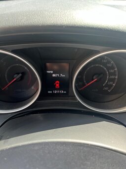 Prodám Mitsubishi ASX 4x4 - 8