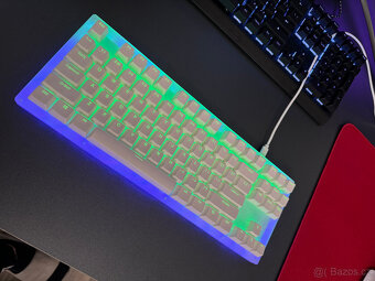 Herní mechanická klávesnice womier K87 - 8