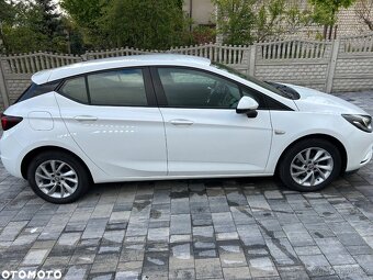 Opel Astra K 2015 1.0 Benzin Pekny Stav - 8