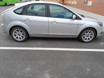 Ford focus - 8
