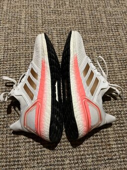 Adidas Ultraboost, velikost 39 1/3 - 8