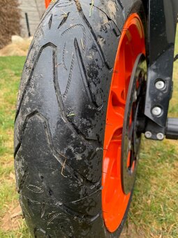 KTM Duke 690R - 8