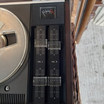 Philips N 4414 - 8