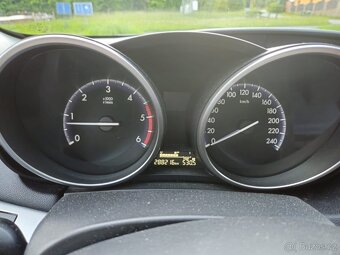 Mazda 3 - 8