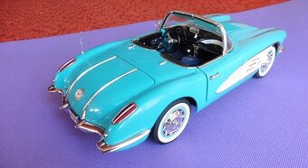 Chevrolet Corvette C1 - Solido 1:12 - 8