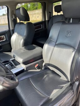 DODGE RAM 5.7Hemi Laramie - 8