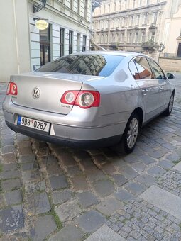 Volkswagen Passat B6 2.0 TDI / sedan - 8