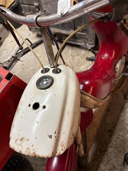JAWA 21 - 8