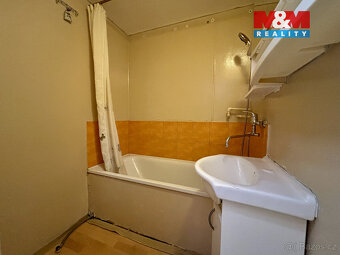 Prodej bytu 3+1, 58 m², Orlová, ul. Kpt. Jaroše - 8