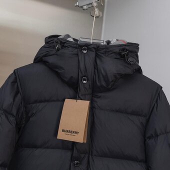 Unisex zimní bunda/vesta značky Burberry vel.XL - 8