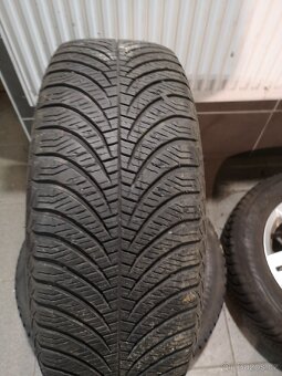 Vw Golf, Bora, Octavia alu + celoroční 195/65/15. - 8