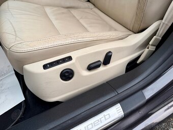 Škoda Superb 2.0TDI 103KW DSG ELEGANCE - 8