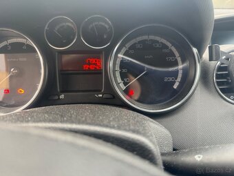 Peugeot 308 1.4i nepojízdné - 8