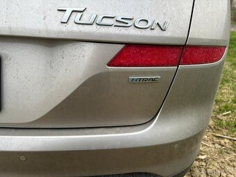 Hyundai Tuscon - 8
