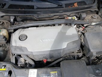 Volvo XC90 2.4TDI 132kw r.v. 2007 D5244Tprodám dily - 8