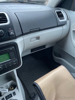 Škoda roomster 1.6i lpg poškozený motor - 8
