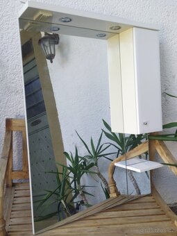 Koupelnové zrcadlo a světlo š. 80 cm, v. 105 cm - 8
