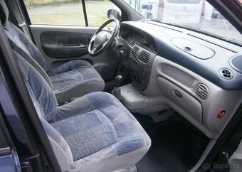 Renault Scénic 1.6i benzín manuál 79 kw - 8