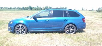 Škoda Octavia 3 combi 2,0Tdi RS - 8