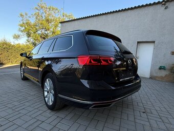 VW Passat B8 GTE Variant 1.4 TSI Hybrid 115kW DSG/2022 - 8