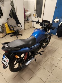 Honda CB 125f 2024 - 8