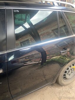 VW Golf6 combi barva LC9X - 8