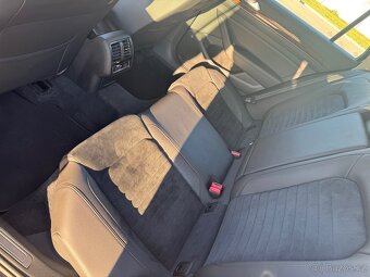 Volkswagen Passat 2.0 TDI Highline 4MOTION DSG (2019) - 8