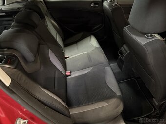 Peugeot 308 1.6i , 88 kW benzín, 2011 - 8