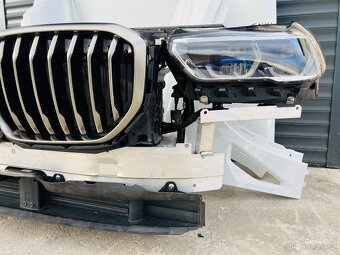 BMW X5 G05 kapota laser světla chladiče blatníky naraznik - 8