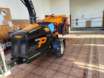 Štepkovač Forst, drtí do 16cm priemeru. - 8