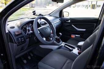 Ford Kuga - 8