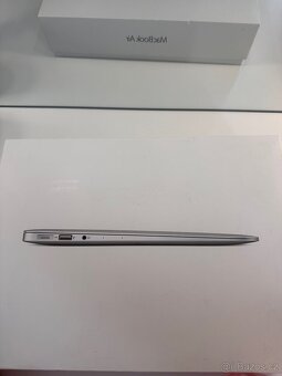 MacBook Air 13 2017 - 8