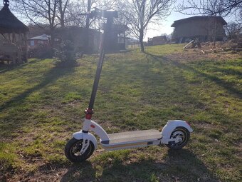 Elektrokoloběžka MS Energy e10 Scooter - nafukovací kola - 8
