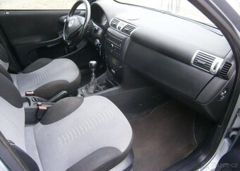 Fiat Stilo 1.6i benzín manuál 77 kw - 8