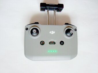DJI Mini 2 Fly More Combo - 8